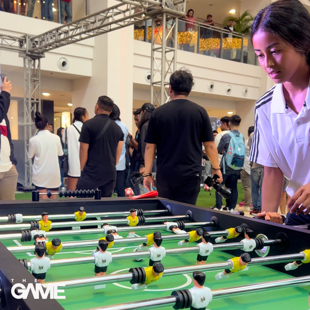 Football fans got the chance to win prizes and games in the different booths at the World Cup Trophy Tour event in Glorietta